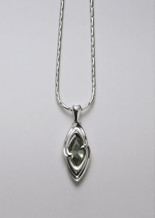 The Ascend Necklace